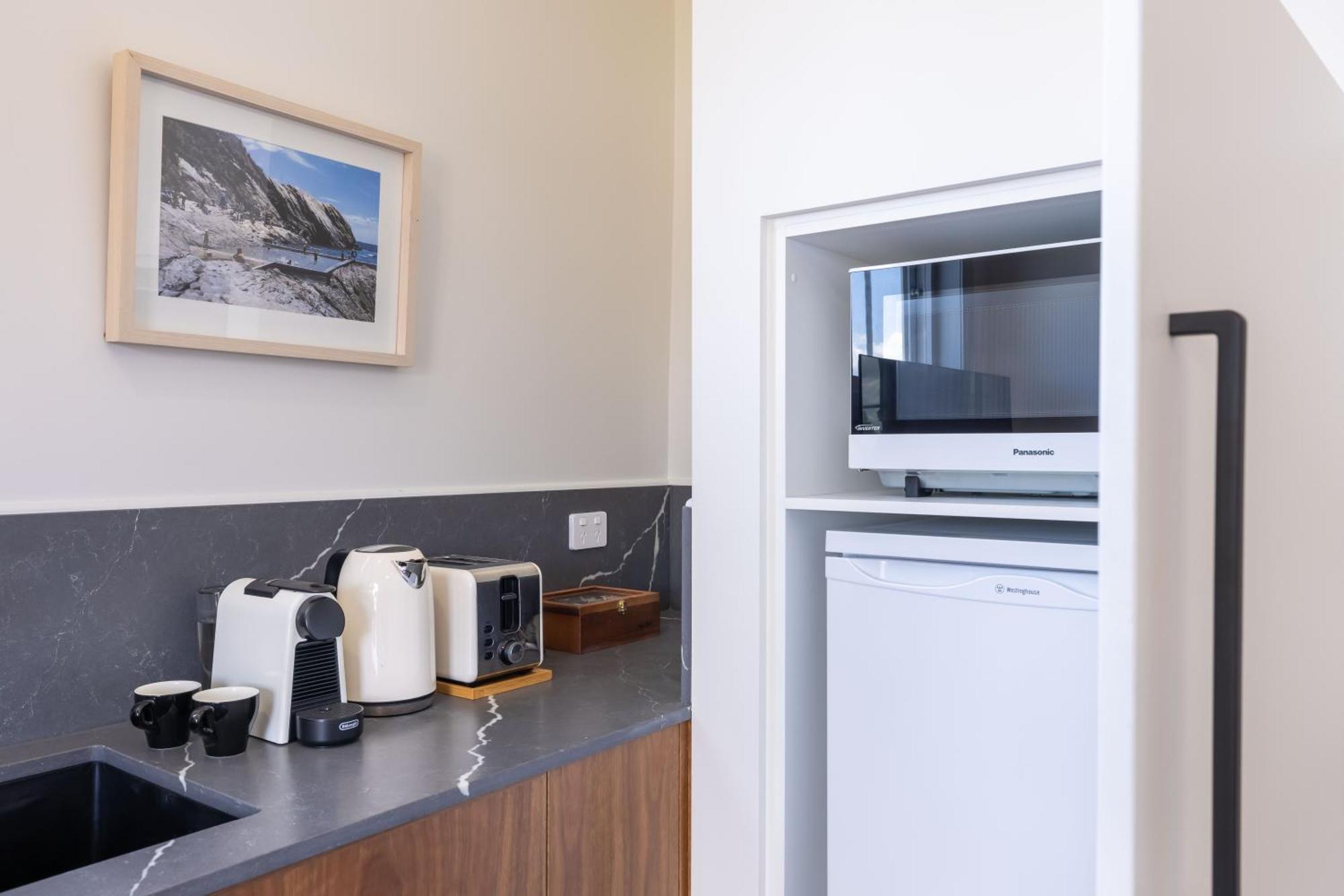 Bermagui Beach Hotel Стая снимка