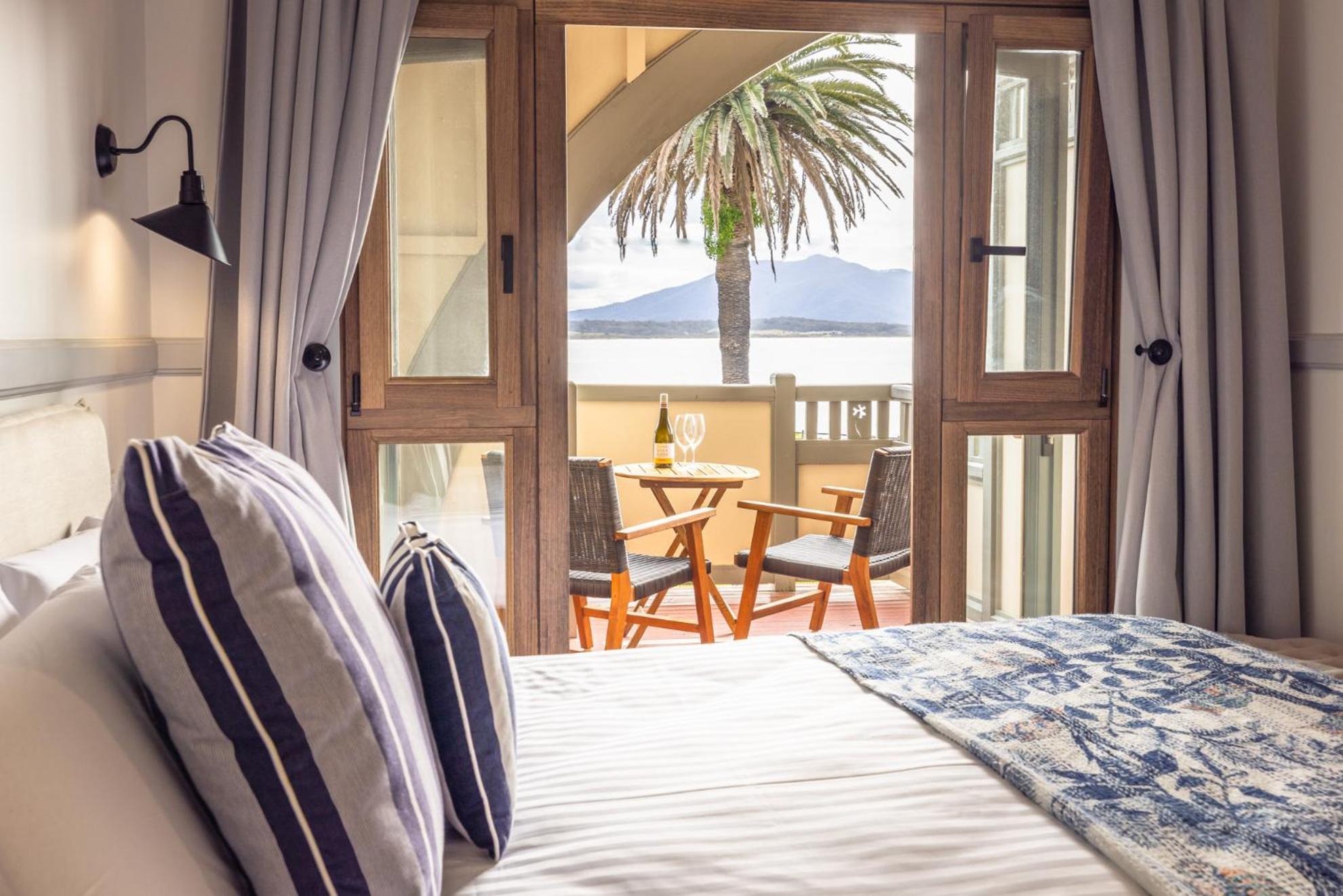 Bermagui Beach Hotel Стая снимка