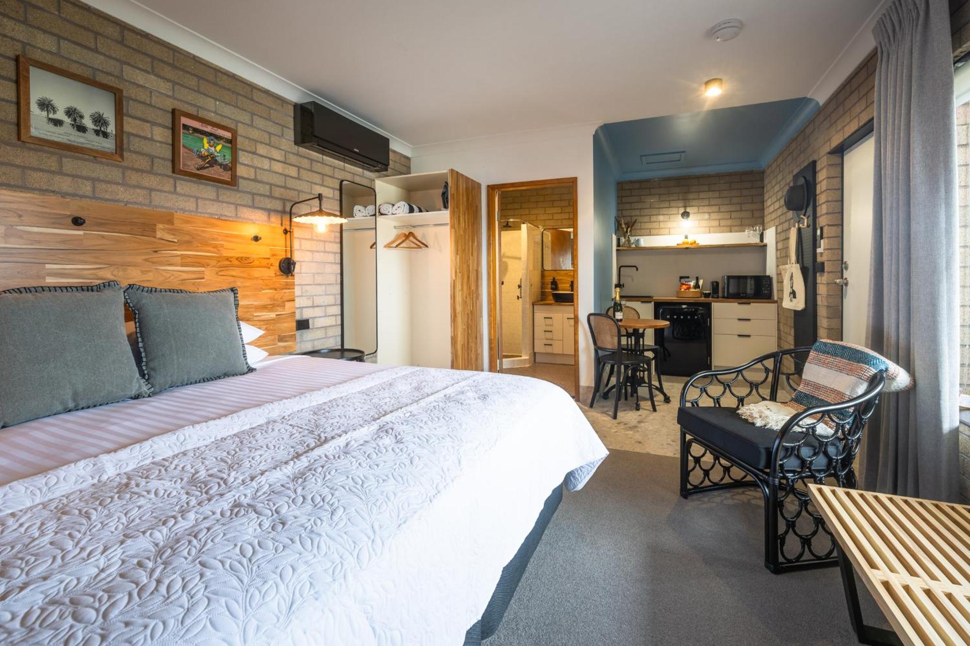 Bermagui Beach Hotel Стая снимка